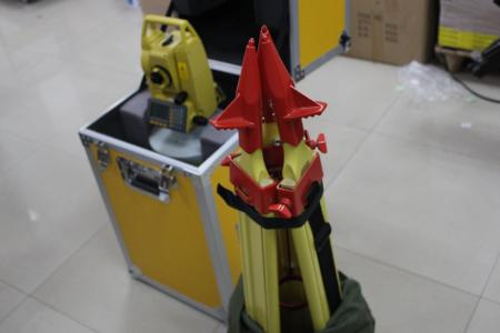 慣性基準(zhǔn)傳遞用陀螺經(jīng)緯儀